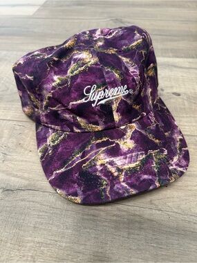 Supreme FW20 White Script Logo on Purple Marble Cap